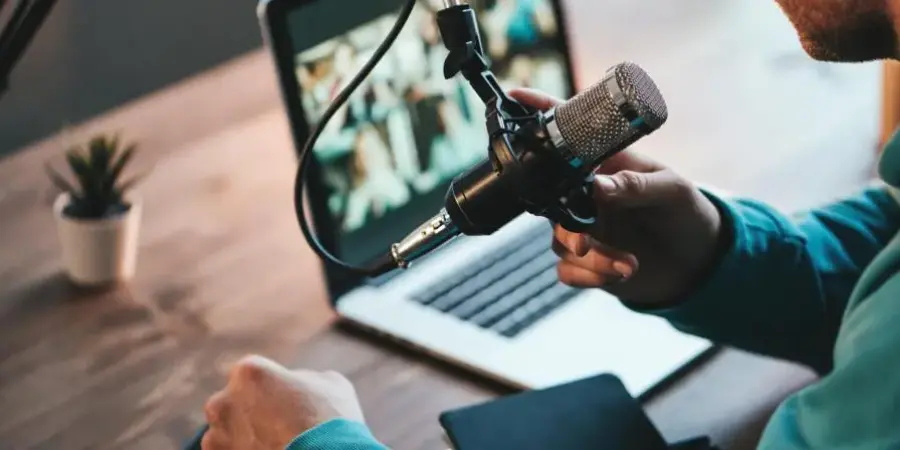 Radio Campus Besançon relance son concours régional de podcast étudiant